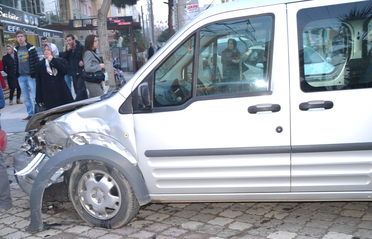 Turgutlu\'da Trafik Kazası