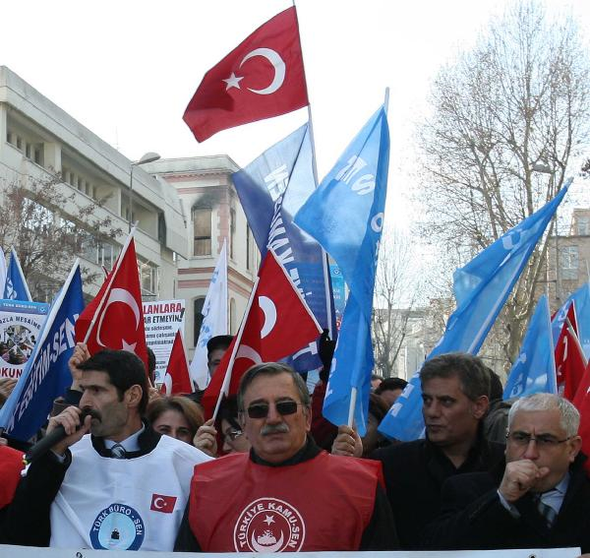 Türkiye Kamu-Sen\'den İmralı Süreci Eleştirisi: Türk Milleti Son Sözünü Söylemedi