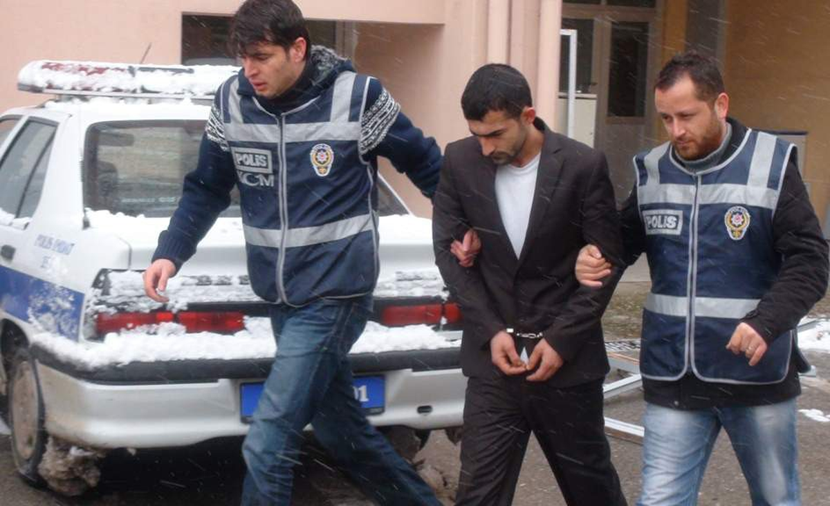 Uyuşturucu Satıcılarına Darbe : 22 Gözaltı
