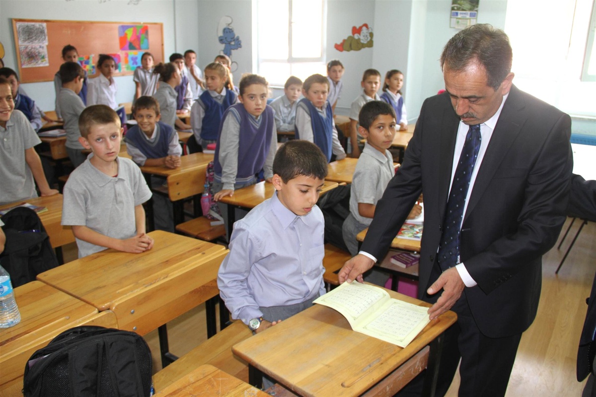 Yaşar Yazıcı\'dan Öğrencilere Sınav Desteği