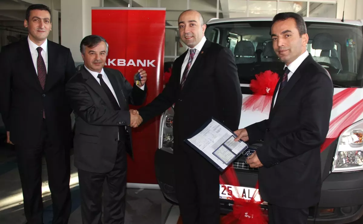 Akbank\'ın Kurumsal Kampanyaları da Kazandırıyor