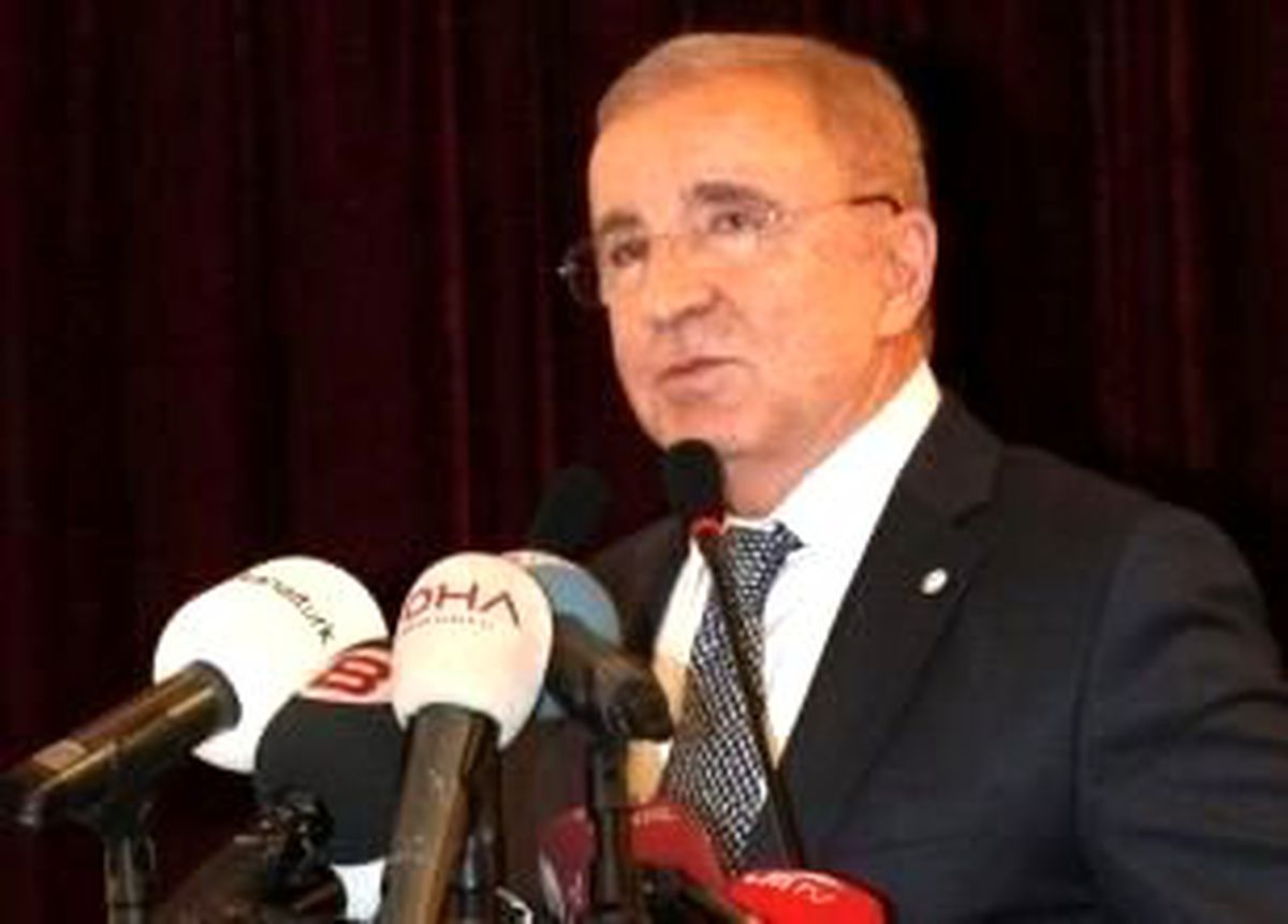 Ünal Aysal Konuşuyor