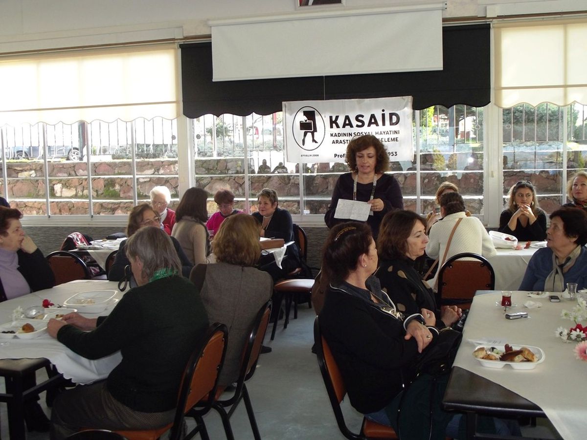 Ayvalık Kasaid Gazetecileri Unutmadı