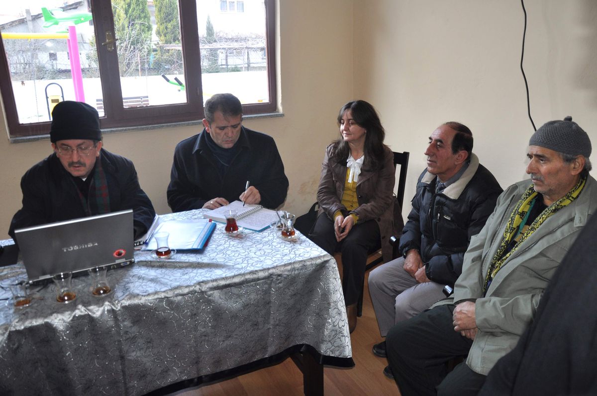 Başkan Vergili Fatih Mahallesi\'nde