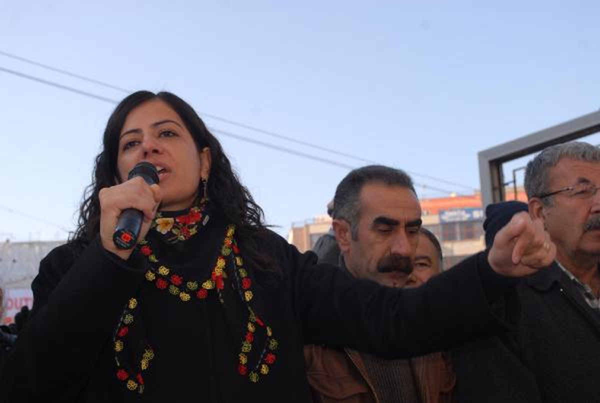 Akat: Kürt Sorunu Tüm Halkların Sorunu