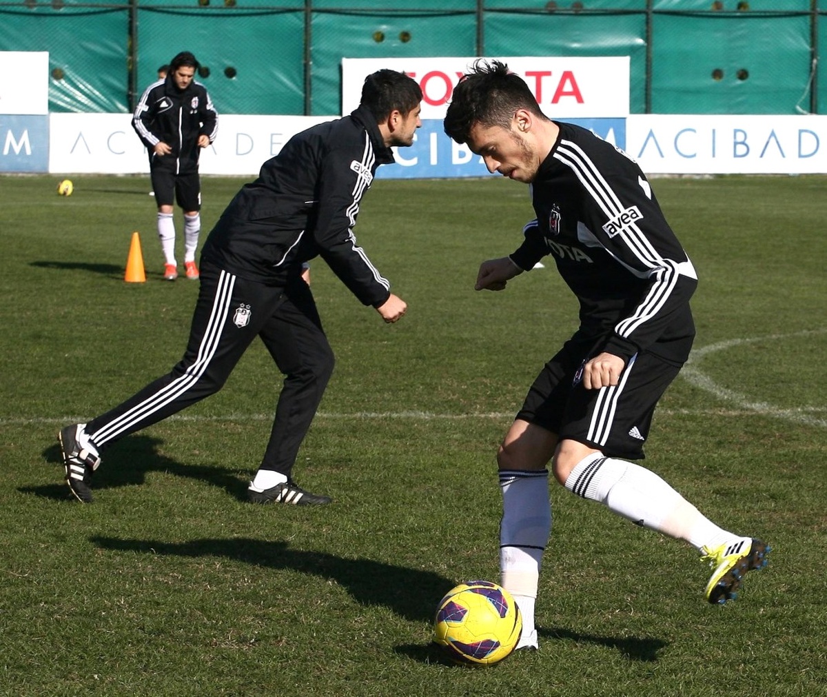 Beşiktaş, İstanbul Büyükşehir Belediyespor Maçı Hazırlıklarını Sürdürüyor