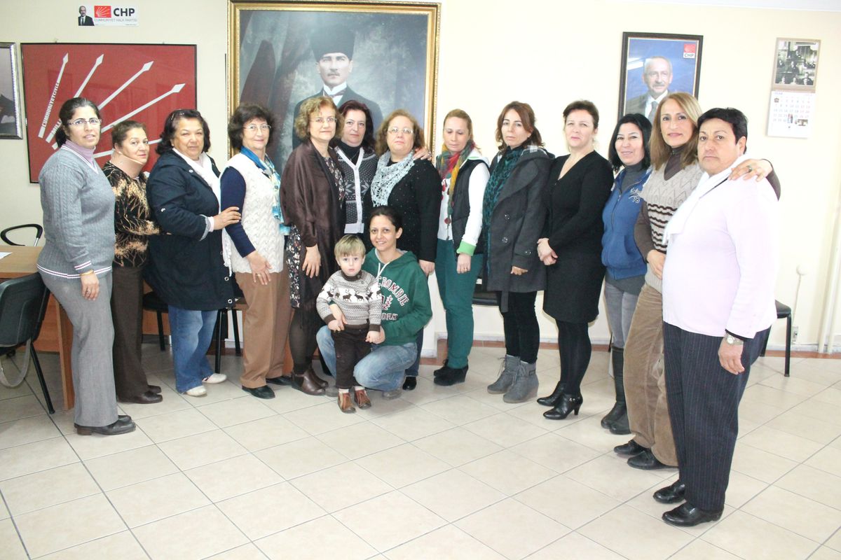 CHP Selçuk Kadın Kolları\'ndan Seçim Atağı