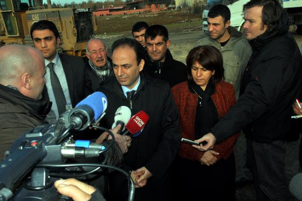 Diyarbakır\'da Cenaze Töreni Hazırlıkları Sürüyor