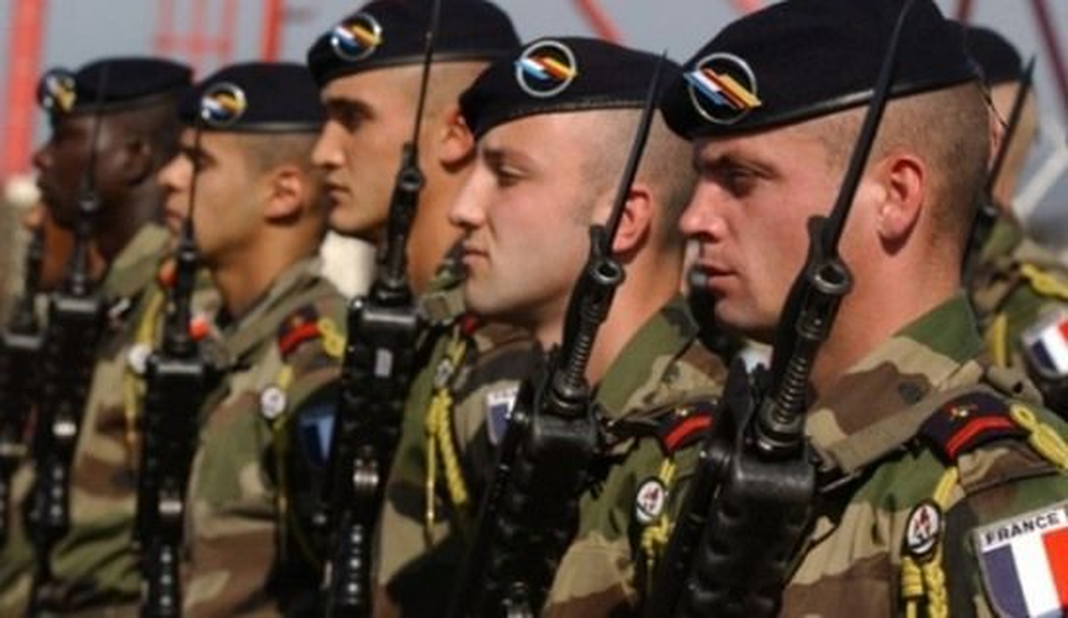 Fransa, Mali\'de Kara Harekatına Hazırlanıyor