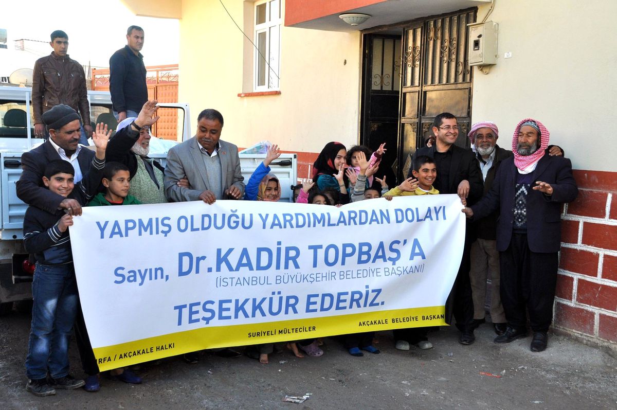 İstanbul\'dan Mültecilere Yardım Eli Uzatıldı