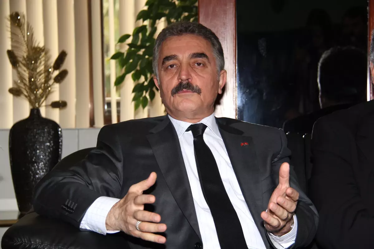 Mhp: Arınç, Teslimiyet Filminin Esas Oğlanıdır