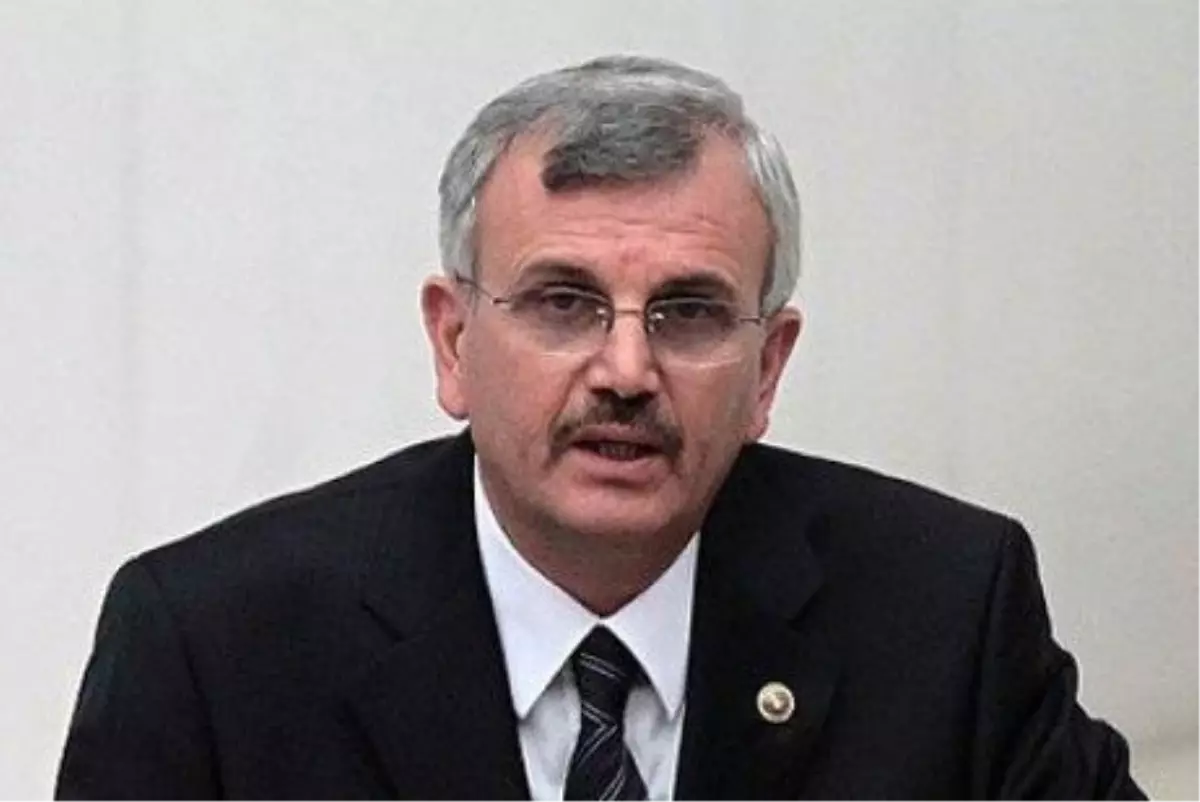 Milletvekillerine Sigara Uyarısı