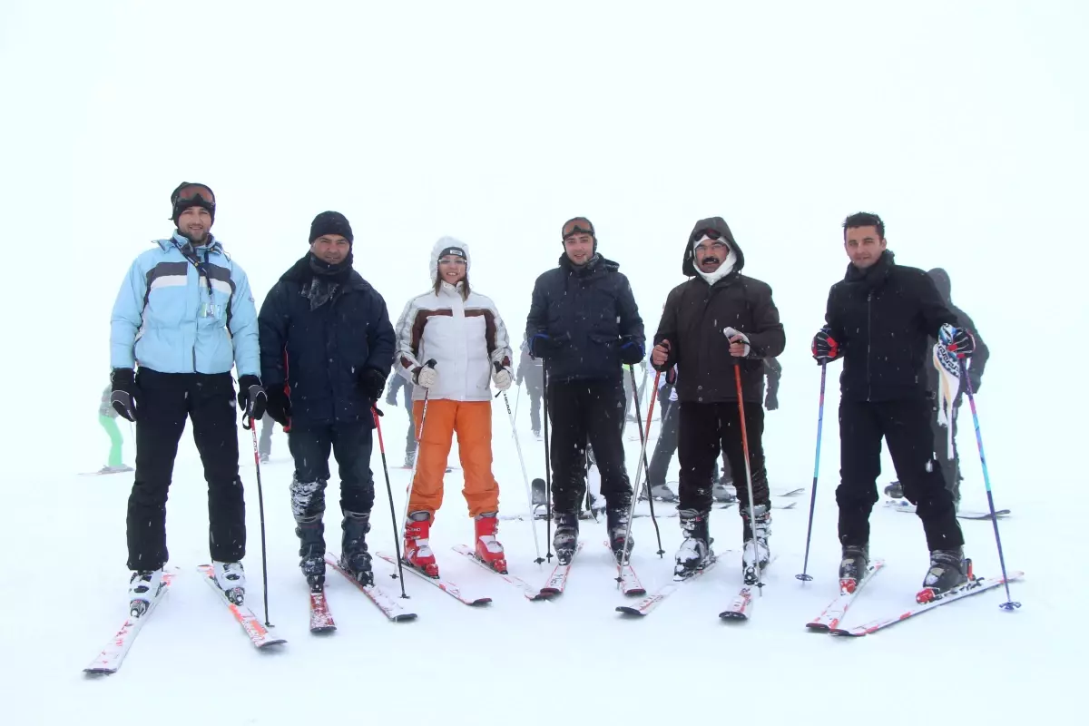 Neü Akademik ve İdari Personeli Erciyes\'te Stres Attı