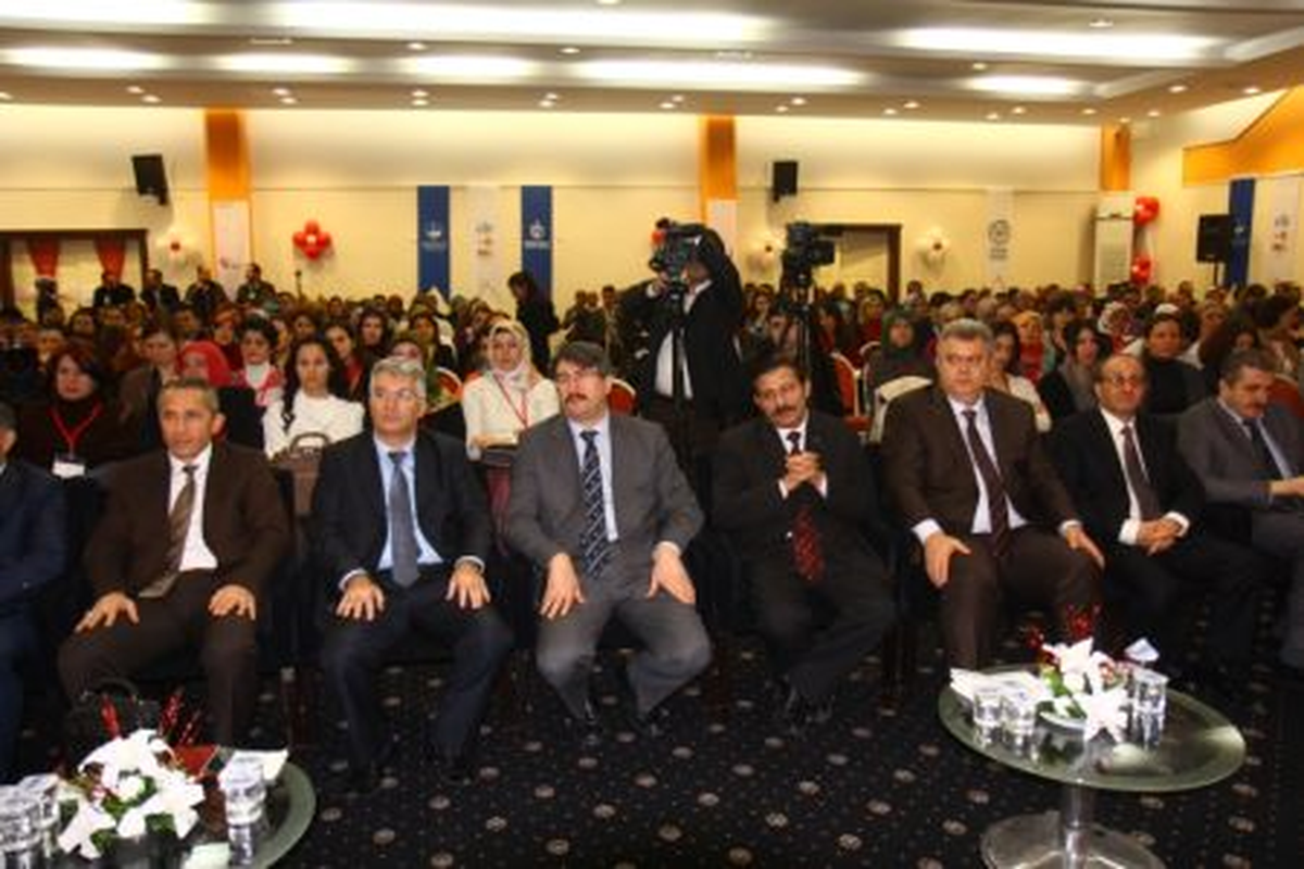 Özak "5 Yılda 5 Binden Fazla Evde Bakım Yaptık"