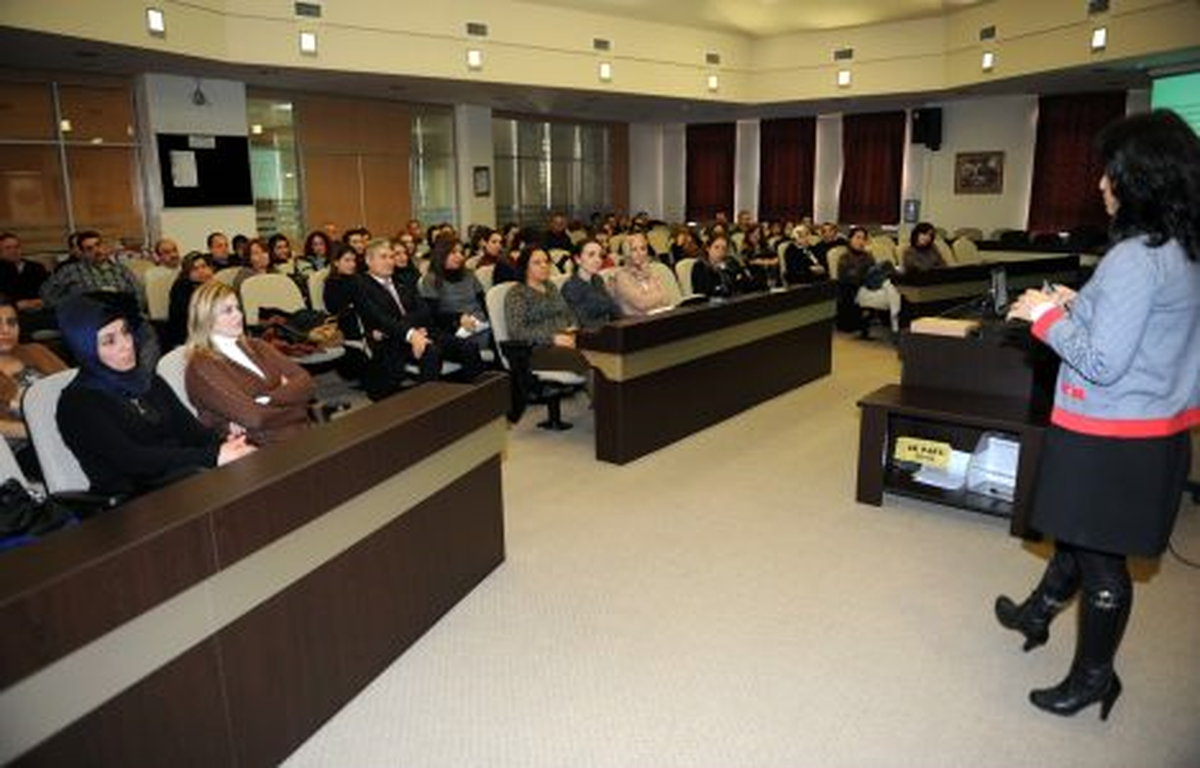 Sağlıklı İlişki İçin İyi Bir Dinleyici Olun