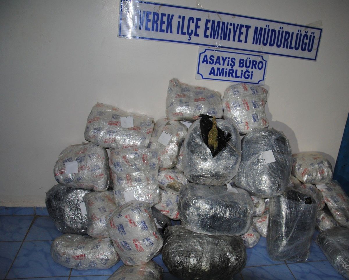 Siverek\'te 100 Kilo Esrar Ele Geçirildi