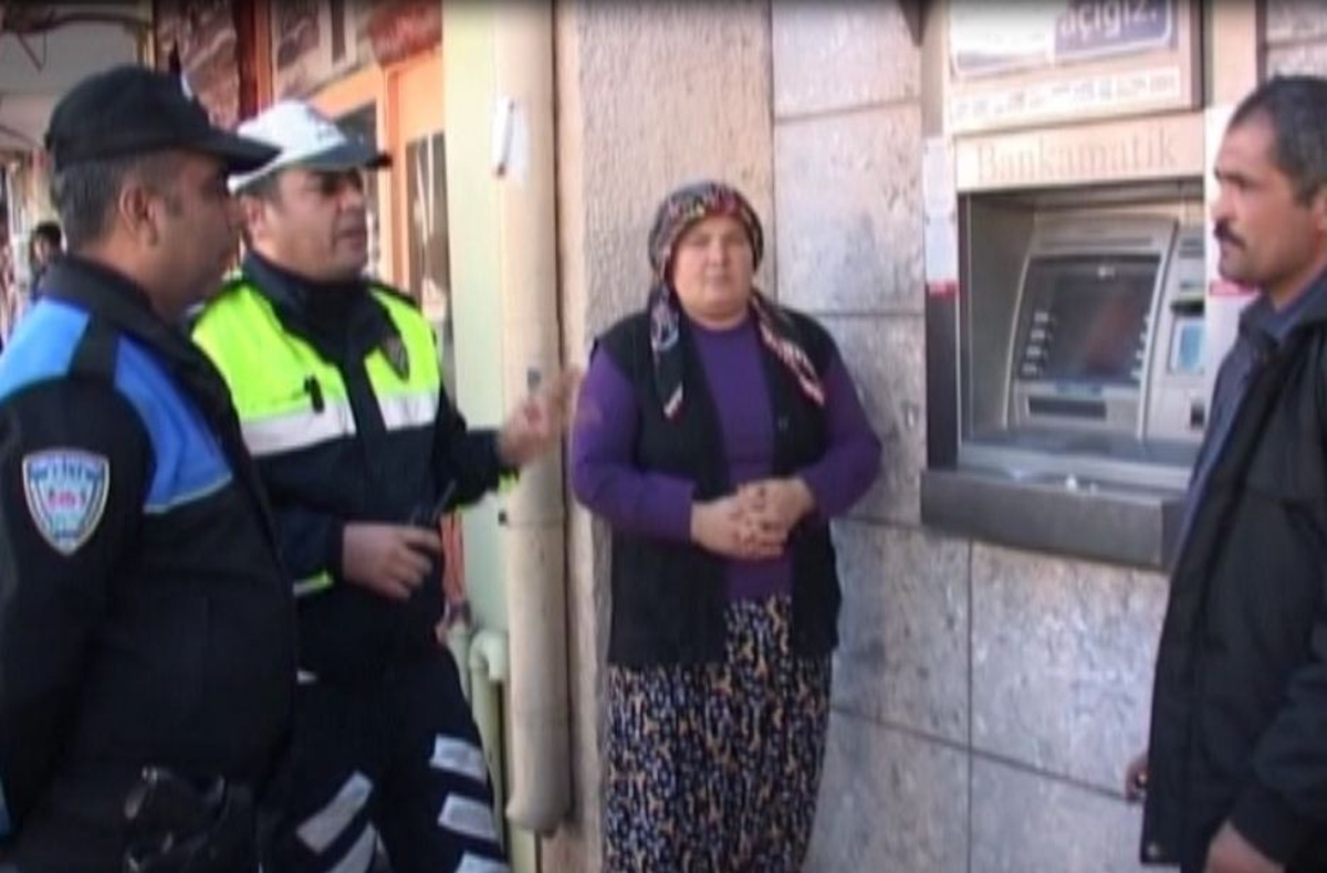 Sahte Komiser Baltayı Taşa Vurdu