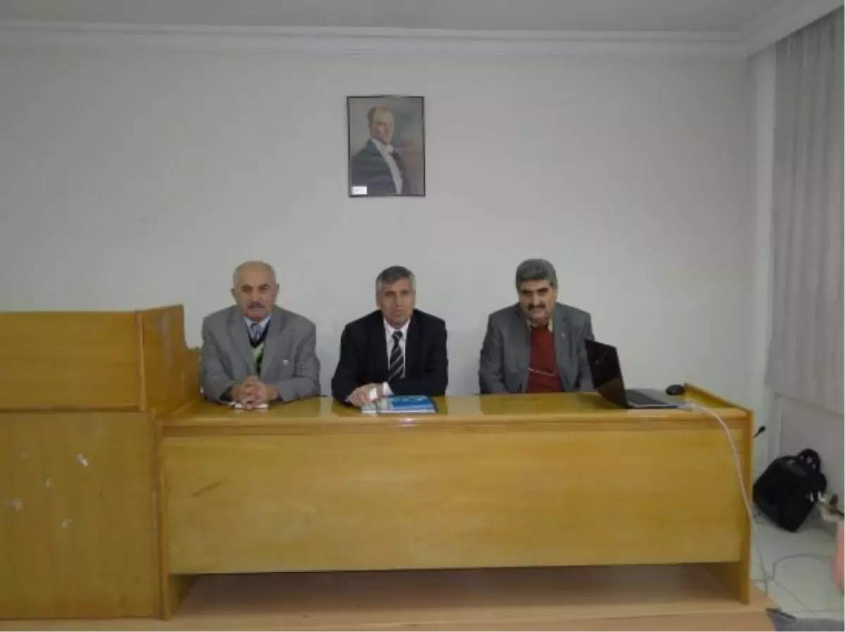 Veteriner Hekimlerle Toplantı Düzenlendi