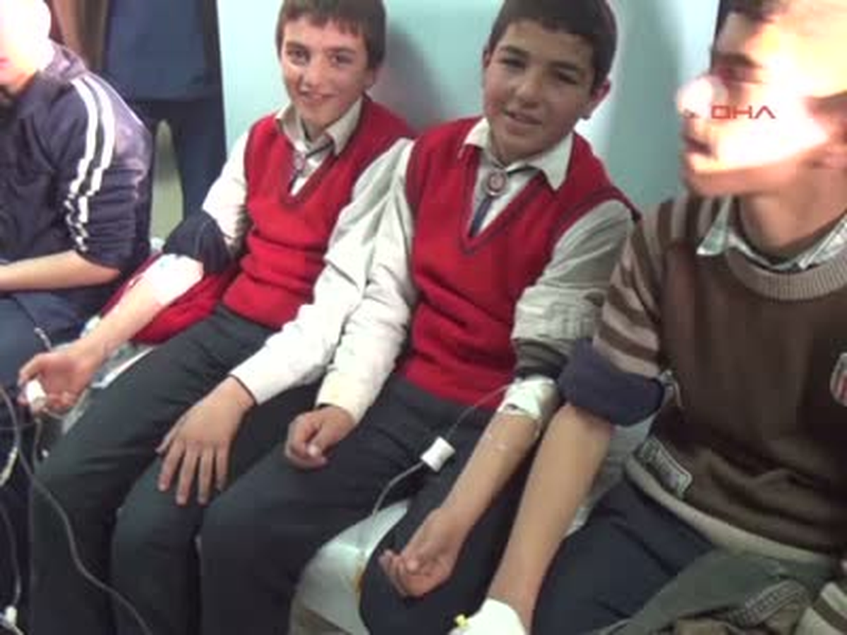Adıyaman 60 Öğrenci Dağıtılan Kumanyadan Zehirlendi