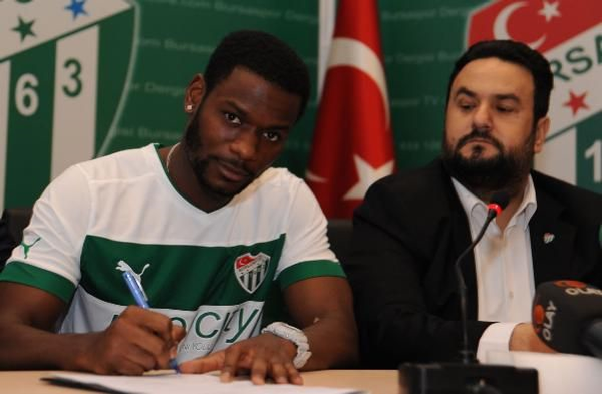 Altidore\'dan Edu\'ya Tebrik Mesajı