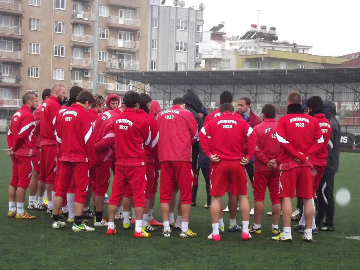Aydınspor 1923 Suni Çimde Çalıştı