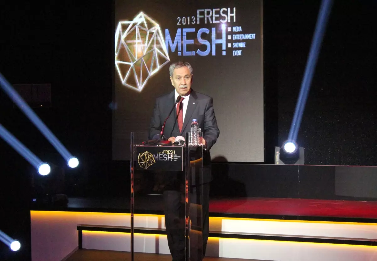 Başbakan Yardımcısı Arınç: Medya Sürece (İmralı Görüşmeleri)katkı Sağlıyor