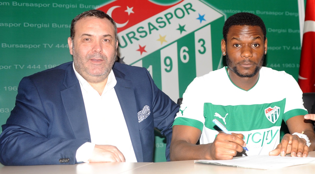 Bursaspor\'un Yeni Transferi İmzayı Attı