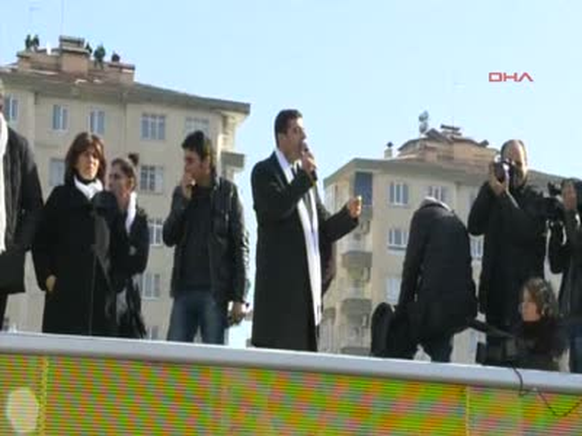 Demirtaş: Şehitlerimizin Yolu Açık Olsun
