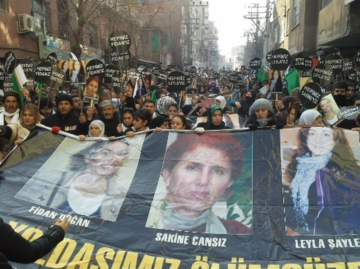 Diyarbakır\'daki Tören Olaysız Sona Erdi