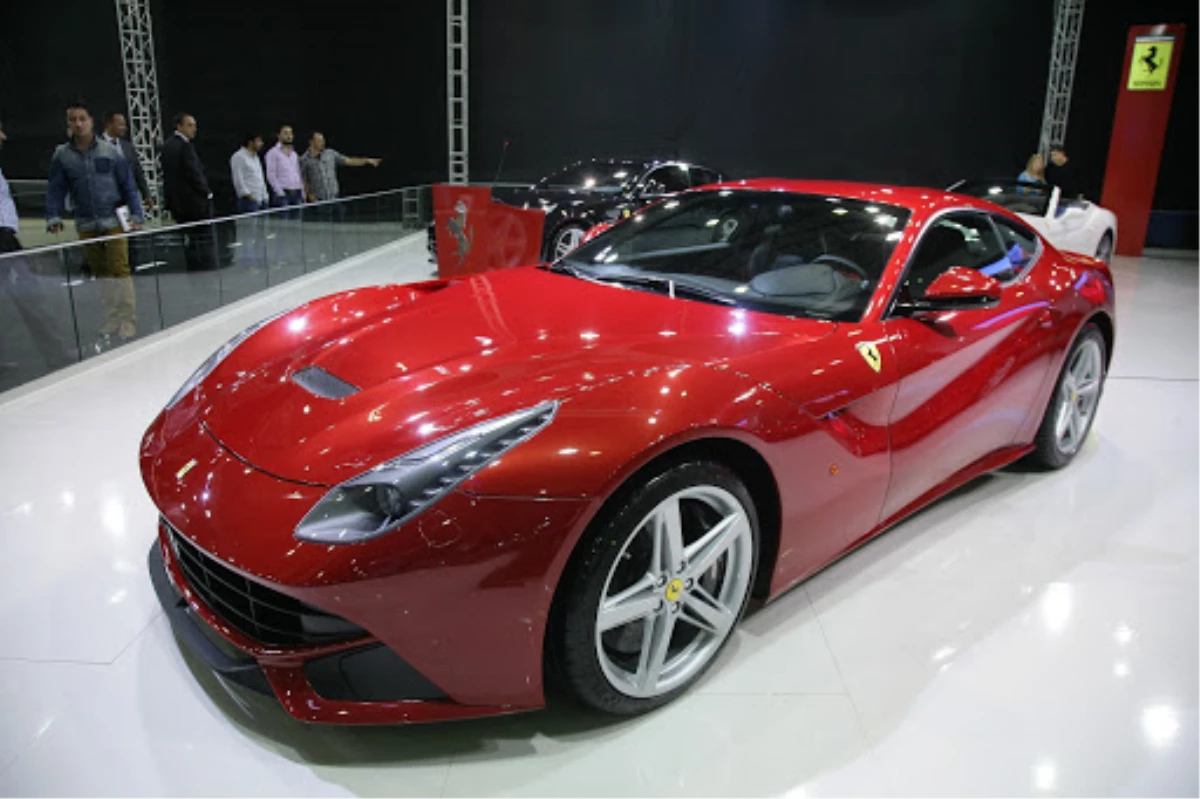 Ferrari F12berlinetta\'ya "Yılın Süper Otomobili" Ödülü