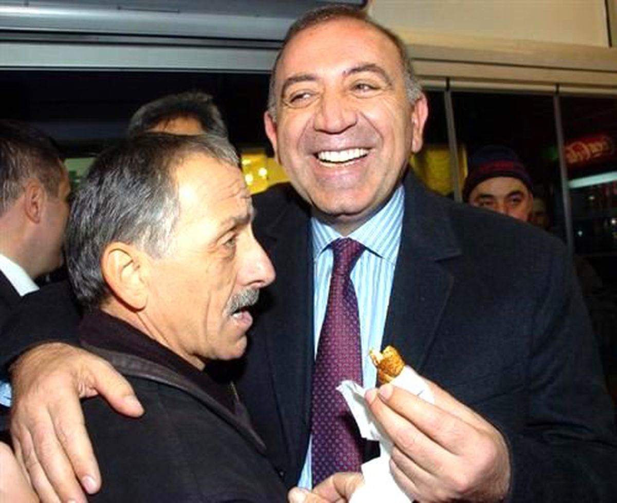 Gürsel Tekin: Başbakan CHP\'ye Gelirse CHP\'nin Sorunun Çözümü Konusunda Yol Haritası Vardır (3)