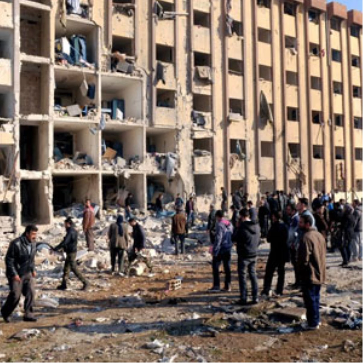 Halep Üniversitesi\'ne Yapılan Saldırı