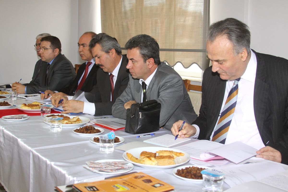 HEM Müdürleri Saruhanlı\'da Toplandı