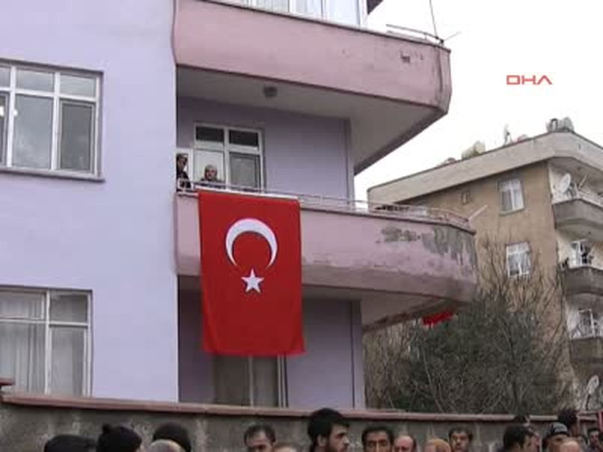 Kahramanmaraş Şehit Polis Memleketinde Toprağa Verildi