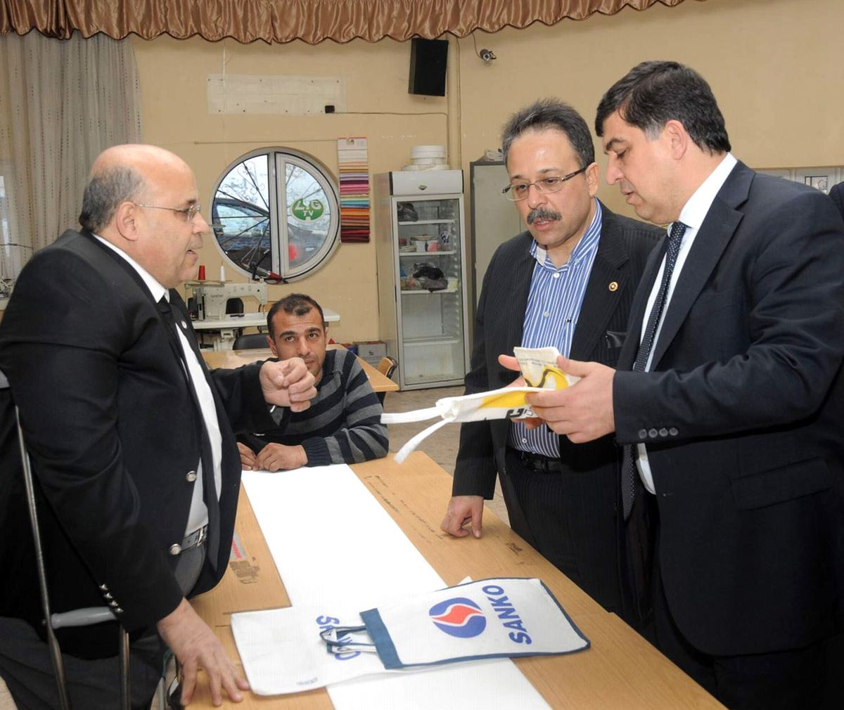 Milletvekili Mazıcıoğlu ile Başkan Fadıloğlu\'ndan Engellilere Ziyaret