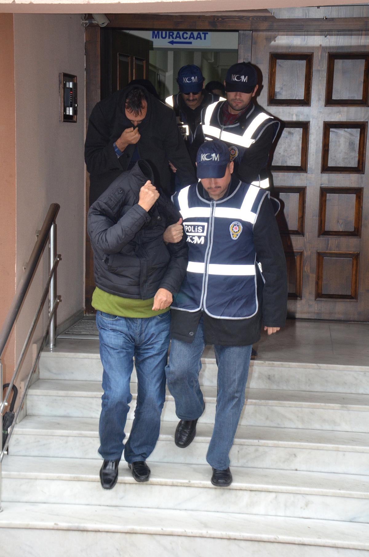 PTT İhalelerine \'Fesat\' Karıştıran Şebeke Çökertildi
