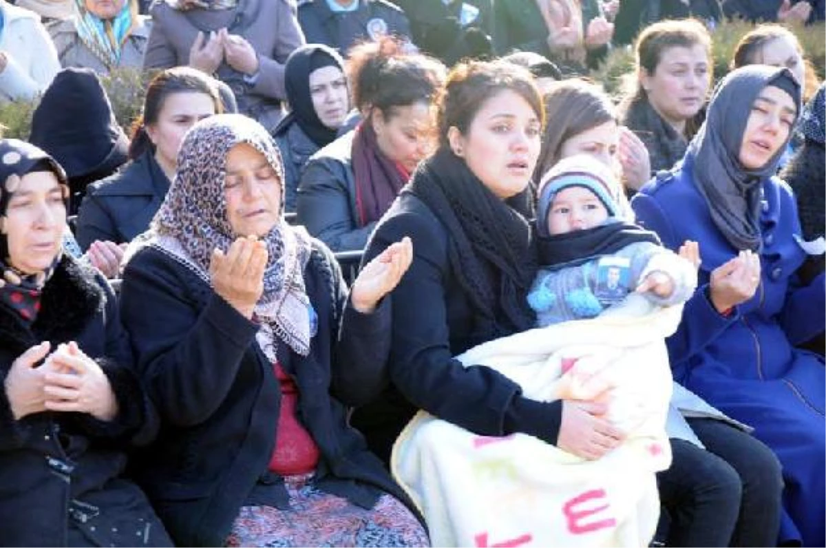 Şehit Polis Mardin\'den Gözyaşlarıyla Uğurlandı