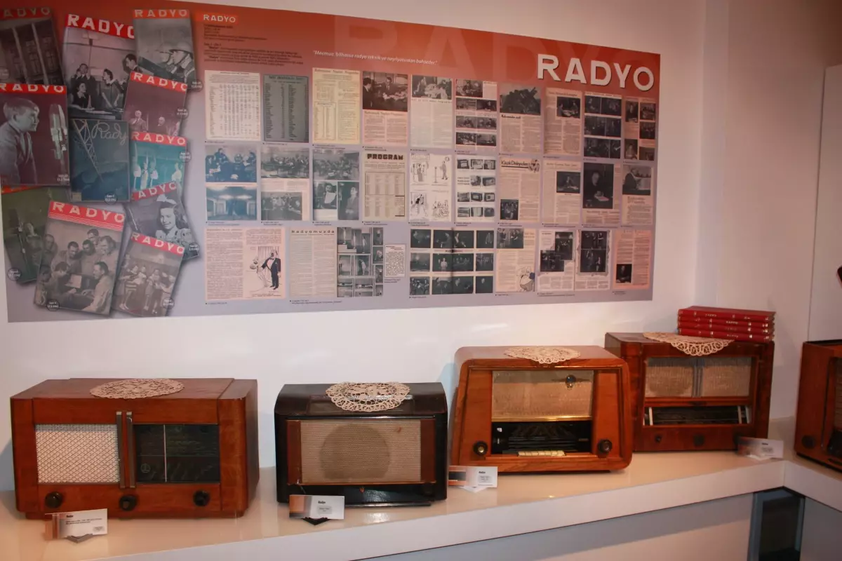 TRT Yayıncılık Tarihi Müzesi Görsel ve İşitsel Objeleri Ziyaretçilerle Buluşturuyor