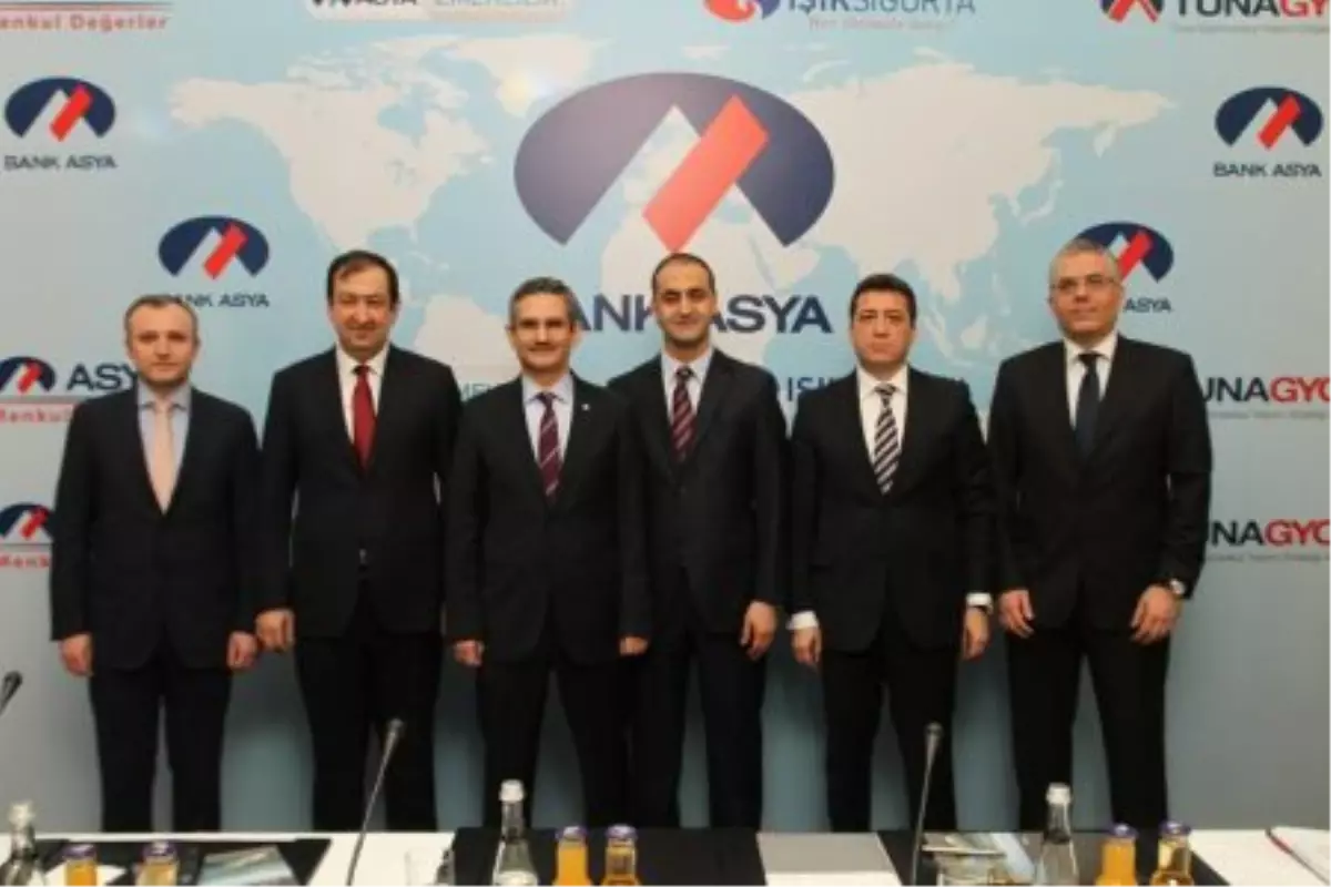Bank Asya'nın Zirvesinde Bayrak Değişimi