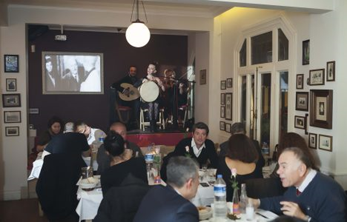 Beyoğlu\'nun gözbebeği Meclis-i Meyhane