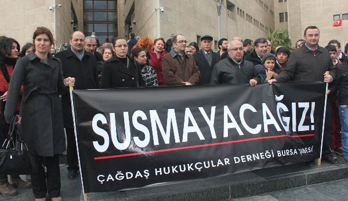 Çağdaş Hukukçulardan Gözaltılara Tepki