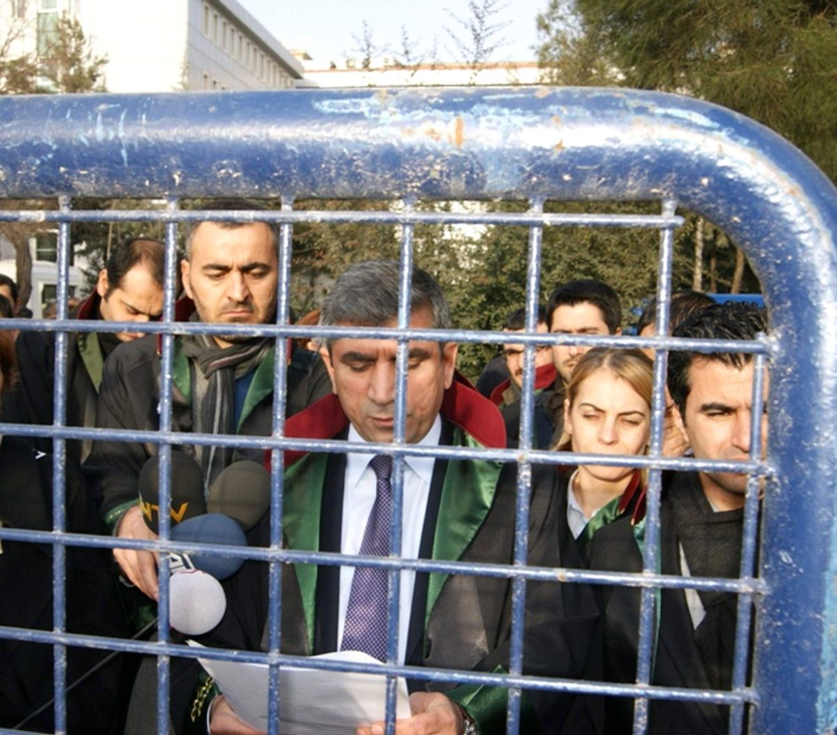 Diyarbakır Barosu\'ndan Çhd\'ye Yapılan Operasyona Tepki