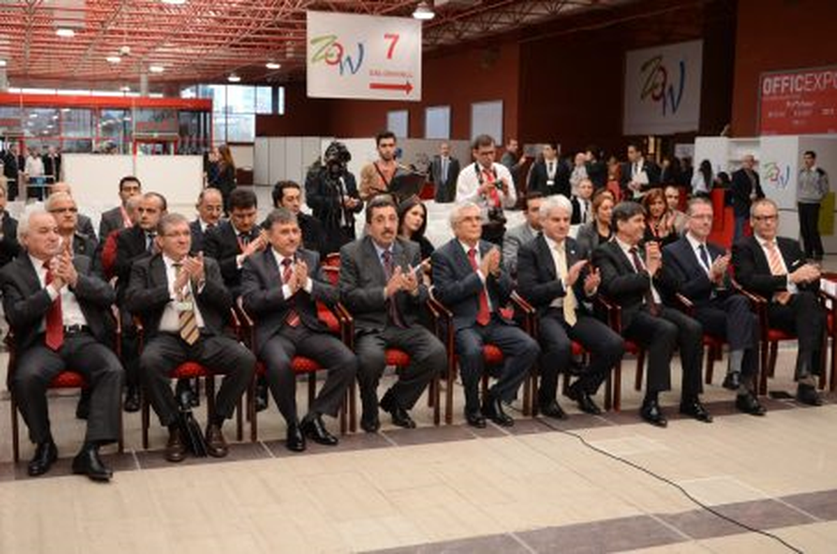 Dünya Mobilya Sektörü İstanbul\'da Buluştu