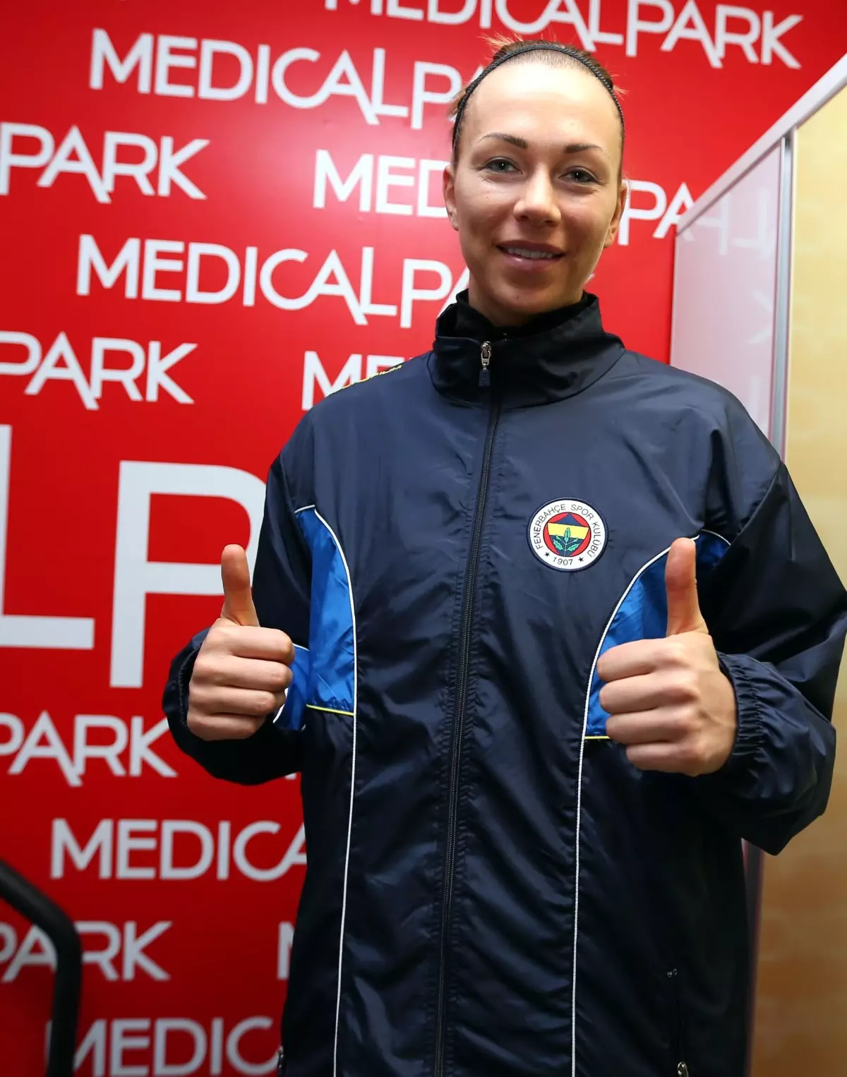 Fenerbahçe Bayan Basketbol Takımı\'nın Yeni Transferi Kublına, Sağlık Kontrolünden Geçti