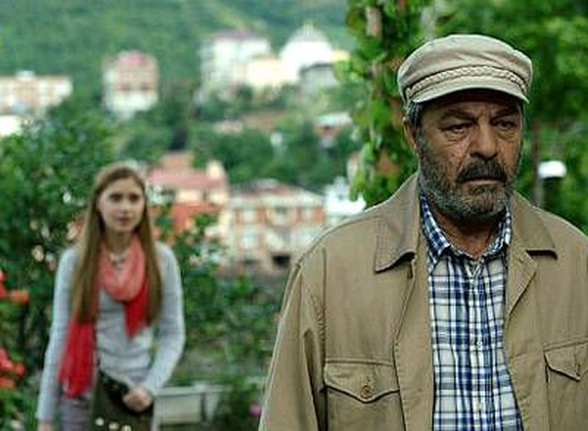 Ruslar, "Elveda Katya"Yı Gözyaşlarıyla İzledi