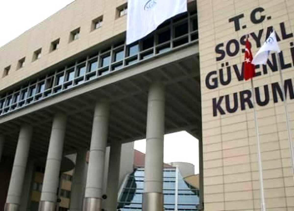 \'Sgk, Mahrem Sağlık Bilgilerimizi Sattı\'
