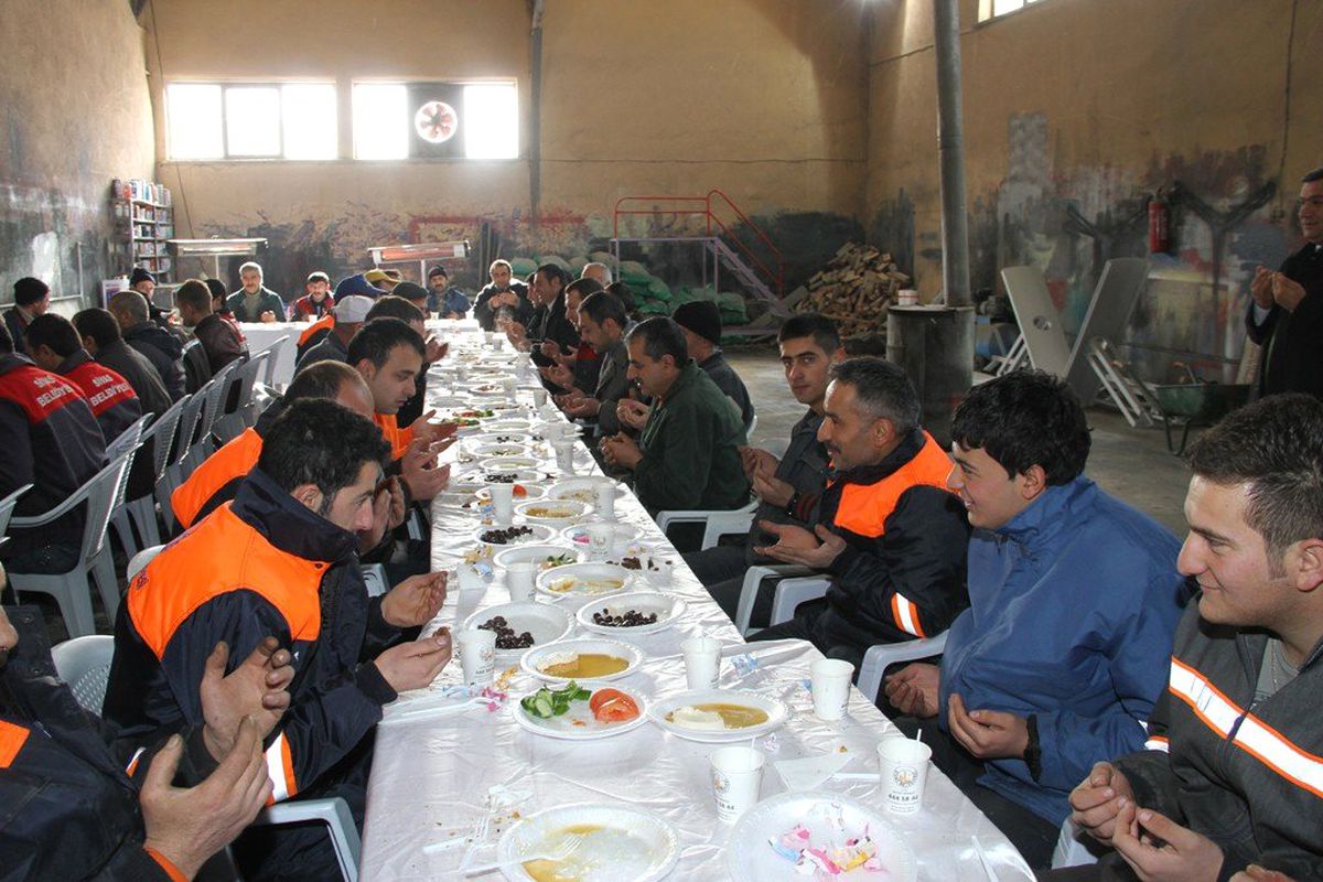 Sivas\'ta Belediye İşçisinden Gülümseten Dua