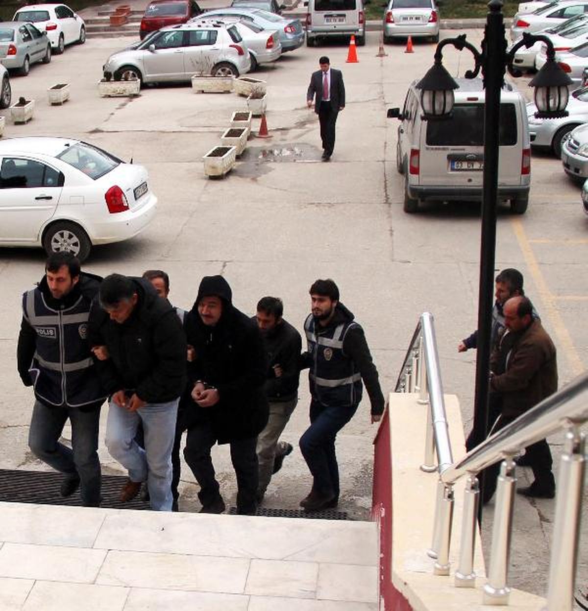 Dinar\'da Büyük Operasyon