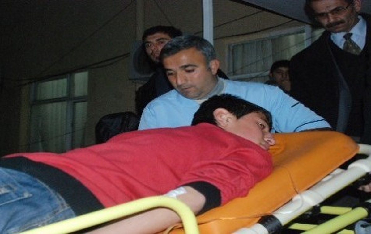 Suriye\'den Atılan Kurşunla Yaralandı