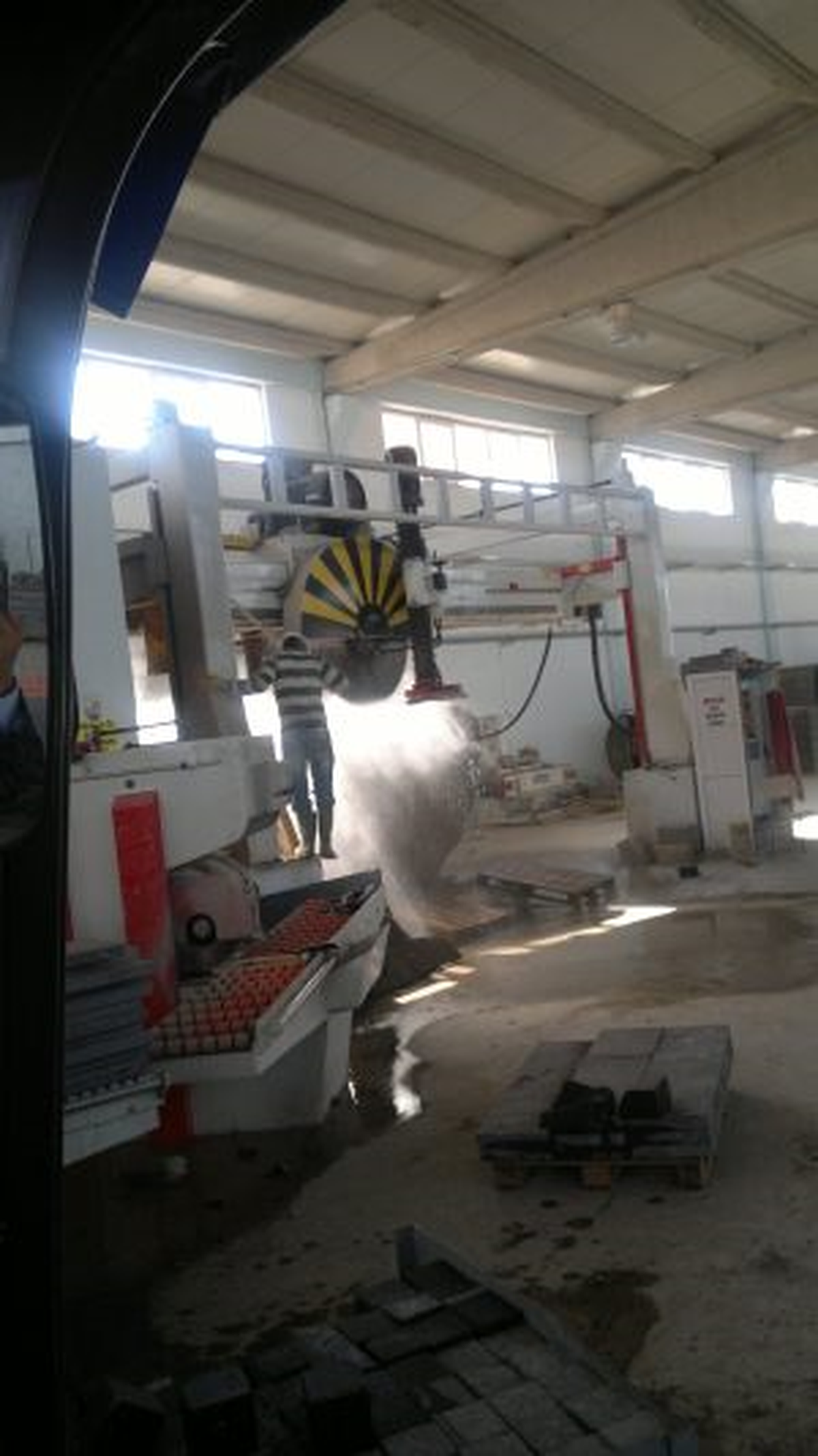 Fabrika Kuran Belediye Masraflarını Yarıya İndirdi
